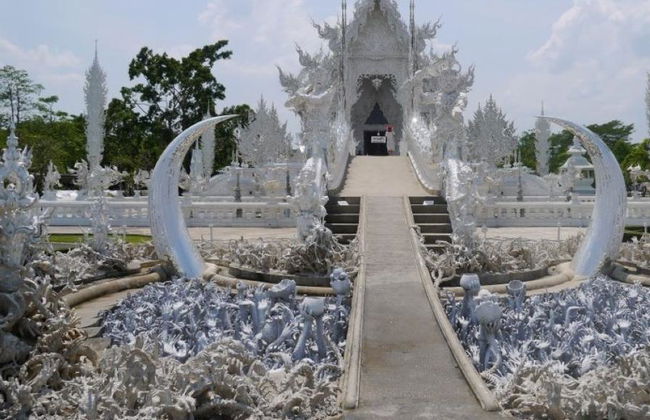 3D-Erlebnis Chiang Rai: Kochkurs, Chiang Saen, Goldenes Dreieck, Singha Park, Weißer & Blauer Tempel - Foto 8